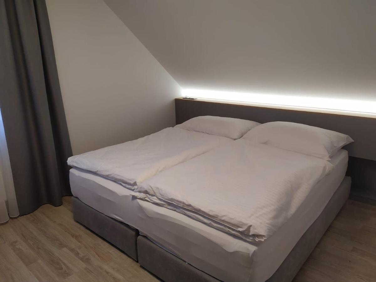 Hubertus Karlova Studanka Aparthotel Ngoại thất bức ảnh